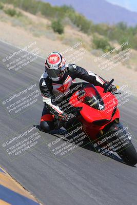 media/Oct-01-2023-SoCal Trackdays (Sun) [[4c570cc352]]/Turn 7 Inside (11am)/